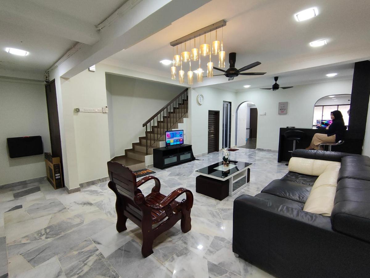 Three-Bedroom House At Tyara Homestay Sunway Petaling Jaya Luaran gambar