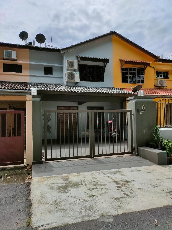 Three-Bedroom House At Tyara Homestay Sunway Petaling Jaya Luaran gambar